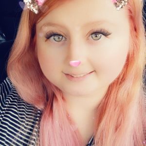 Meet your Posher, Selena